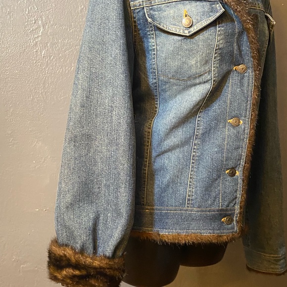 Wilsons Leather Maxima Faux Fur Lined Jean Jacket - Picture 11 of 16